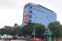 PKĐK Vinh bác sĩ Trung Quốc làm trái phép bỗng đổi tên: Bình mới rượu cũ lừa dân?