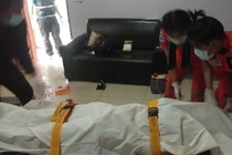 Cụ ông 76 tuổi đâm chết nhân tình trong khách sạn sau “cuộc vui”