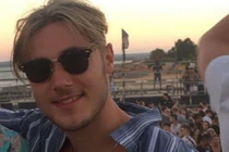 Du khách Anh tử nạn vì cánh quạt trực thăng khi đang selfie