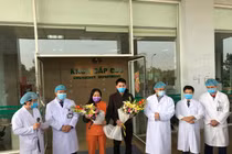 3 bệnh nhân chữa khỏi Covid-19 được ra viện hôm nay là những ai?