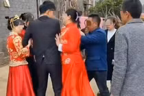 Vác bụng bầu đến hôn lễ “đòi chồng”, cô gái nhận cái kết ê chề