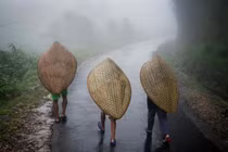 Cuộc sống trong ngôi làng mệnh danh là “nơi ẩm ướt nhất thế giới“
