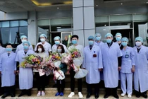 6/14 người Việt mắc virus corona khỏi bệnh theo phác đồ điều trị nào?