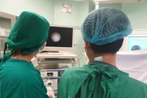 Bé gái Hậu Giang nhét bi vào âm đạo để tại di chứng vùng kín?