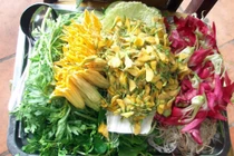 Những món ăn dân dã từ hoa vừa lạ vừa ngon chỉ có ở Việt Nam