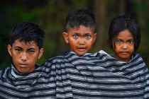 Lý giải đôi mắt màu xanh kỳ lạ của bộ lạc ở Indonesia