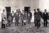 Những công việc kỳ lạ chỉ có ở thời xưa