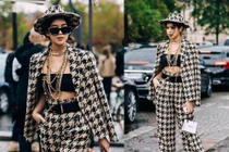 Ái nữ “vua hàng hiệu” đẹp hút mắt bởi gu thời trang sành điệu