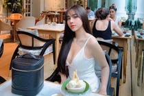 Bạn gái cầu thủ Hoàng Đức cực xinh và ăn mặc sành điệu