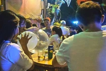 Cô gái hít 35 triệu bóng cười/đêm: Thần kinh ảnh hưởng thế nào?