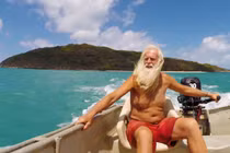 Triệu phú bỏ ra đảo hoang sống suốt 25 năm sau khi phá sản