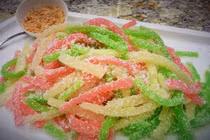 Ngọt ngào hương vị các món bánh màu xanh lá dứa của miền Tây