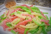 Ngọt ngào hương vị các món bánh màu xanh lá dứa của miền Tây