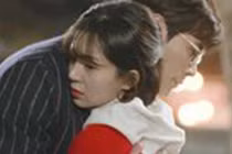 Tỉnh dậy sau cơn say ở nhà người yêu, bàng hoàng biết mình bị lừa