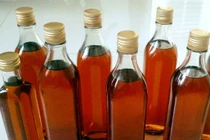 Hóa chất tẩy rửa bồn vệ sinh làm nước mắm: “Giết” NTD không dao?