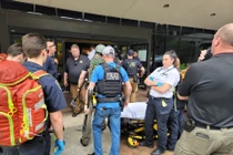 Hiện trường vụ xả súng ở bệnh viện Mỹ