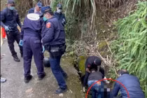 Kinh hãi: Yêu mù quáng, cô gái bao che bạn trai sát hại bố đẻ