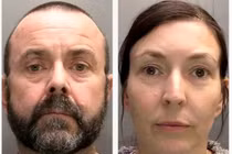 Anh: Vợ chồng hiệu phó ngồi tù gần 30 năm vì tội lạm dụng trẻ em