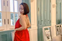 Mẹ 3 con Ốc Thanh Vân giữ vóc dáng nóng bỏng nhờ yoga