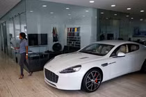 Ngồi tù vì lừa tiền hỗ trợ Covid-19 để mua xe sang, nhà đẹp