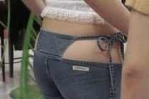 Ngán ngẩm những thảm họa quần jeans trông vô cùng phản cảm