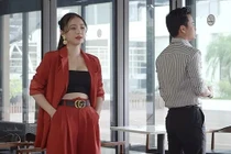 Hot girl đóng Hướng dương ngược nắng ngoài đời ăn mặc gợi cảm không ngờ