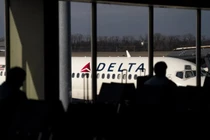 Lý do cô gái sàm sỡ nam hành khách ngay giữa chuyến bay