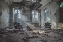 Cảnh ám ảnh bên trong những tòa nhà bỏ hoang khắp thế giới