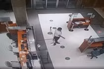 Hình ảnh ớn lạnh 'bệnh nhân ma' trong bệnh viện sau khi qua đời