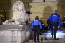 Bạo loạn lan từ Pháp sang Thuỵ Sĩ: Hơn 100 người bị bắt giữ