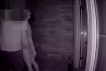 Chồng trốn đi du lịch cùng gia đình, công khai dắt người tình về nhà