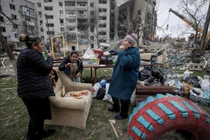 Cận cảnh cuộc sống của người dân Ukraine giữa thời bom đạn