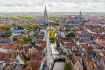 Đột nhập thành phố cổ được ví là “Venice của phương Bắc”