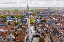 Đột nhập thành phố cổ được ví là “Venice của phương Bắc”