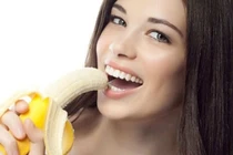 "Cậu nhỏ" chảy mủ vì quan hệ đường miệng, thói quen này tai hại ra sao?