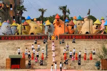 Kỳ lạ làng người lùn ở Trung Quốc, không ai cao quá 1,3m