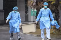 Virus corona viêm phổi cấp thâm nhập Việt Nam đã có người tử vong, bệnh nguy hiểm thế nào?