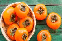 Chế biến loạt món ngon đặc sắc từ quả hồng giòn mùa thu có nhiều