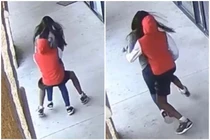 Cảnh phụ nữ gốc Việt bị tên cướp tấn công ở Mỹ gây sốc