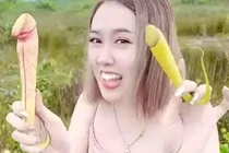 Campuchia khuyến cáo phụ nữ không ngắt "hoa nhạy cảm" để selfie