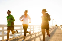 Tập thể dục trước bữa sáng đốt cháy mỡ nhanh đến kinh ngạc