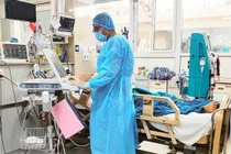 Bệnh nhân 91 vẫn rất nguy kịch, ca thứ 19 đã cai máy thở