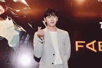Mỹ nam Ji Chang Wook khiến fan Việt bấn loạn mặc đồ "chất" thế nào?