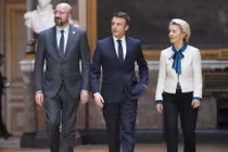 Lãnh đạo thế giới chúc mừng Tổng thống Pháp Macron tái đắc cử