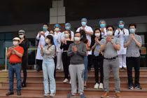 Thêm 14 bệnh nhân khỏi bệnh COVID-19, gồm nữ điều dưỡng Bạch Mai, số ca khỏi đạt 60,4%