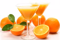 Uống nước cam kiểu này sớm muộn gì cũng dính "độc"