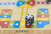 Người phụ nữ thua cờ bạc, tự gán nợ bản thân cho chủ nhà