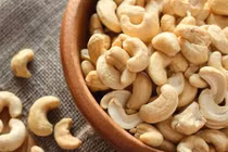 Điều gì xảy ra với cơ thể nếu bạn ăn 4 hạt điều mỗi ngày