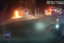 Ngôi nhà phát nổ kinh hoàng khi 6 lính cứu hỏa vẫn ở trong