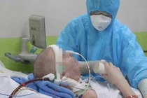 Phi công người Anh chuyển biến đáng kinh ngạc, đáp ứng với kháng sinh